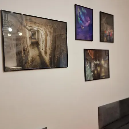 Underground Cave Lejlighed *